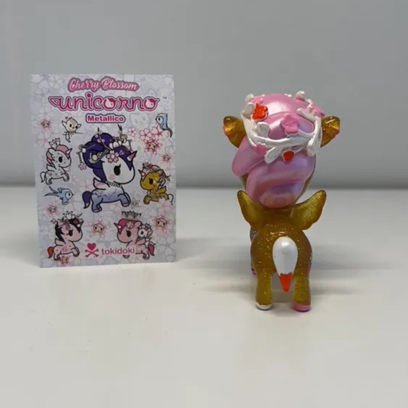 Tokidoki Cherry Blossom Unicorno Metallico Series | ICHIYO | Blind Box ToyFigure - Picture 2 of 4